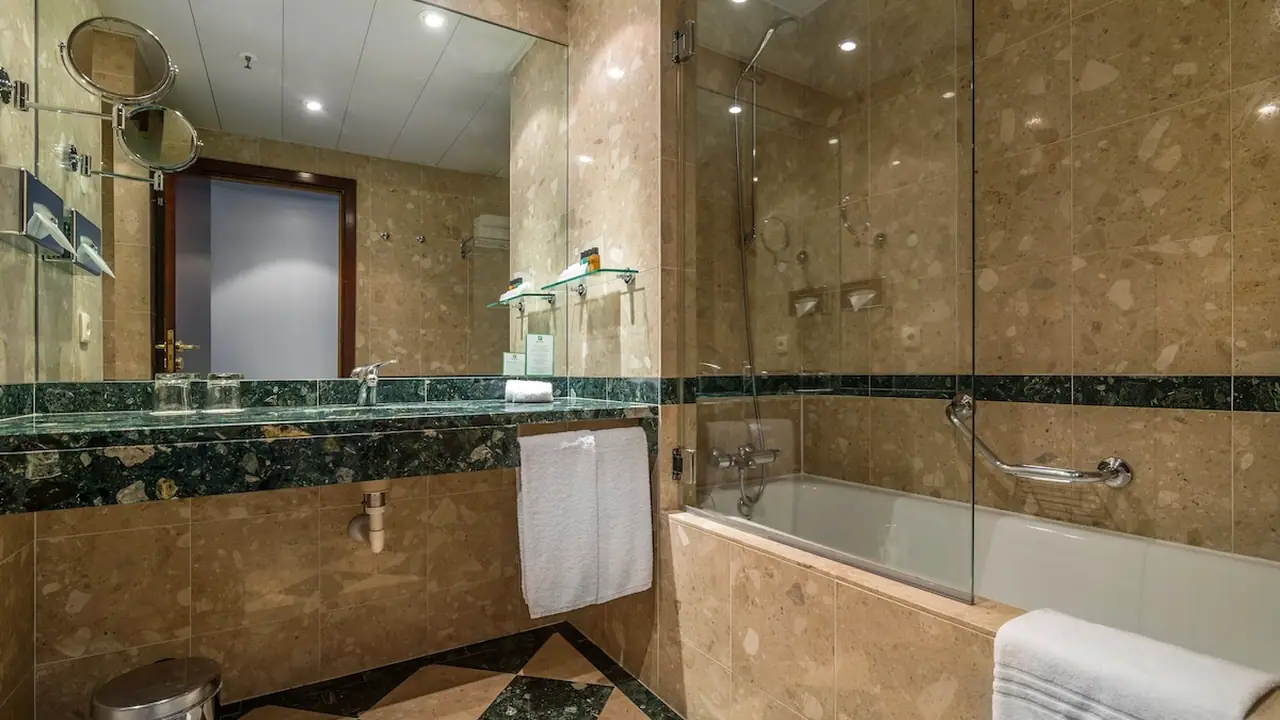 Holiday Inn Porto Gaia